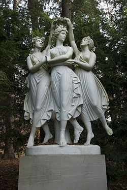 250px-The_Three_Graces,_Indianapolis_Museum_of_Art_-_20101115.jpg